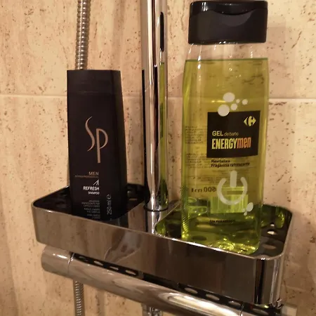 Δωμάτια σε οικογενειακή κατοικία Arena Con Plaza De Garaje *